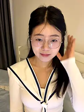 Ella-A9 online show from 09-24-25, 06:20