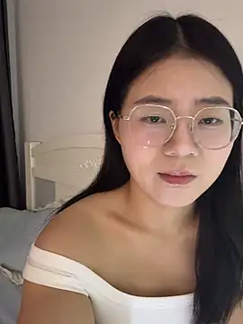 Ella-A9 online show from 09-27-25, 02:56