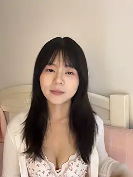 Ella-A9 online show from 10-16-25, 02:47