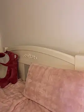 Ella-A9 online show from 12-01-25, 03:24