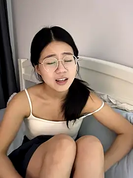 Ella-A9 online show from 09-25-25, 06:47