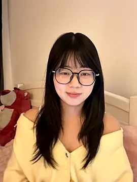 Ella-A9 online show from 12-05-25, 04:05