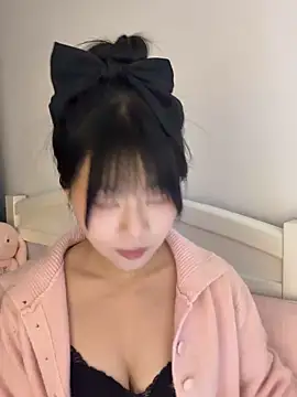 Ella-A9 online show from 10-15-25, 03:09