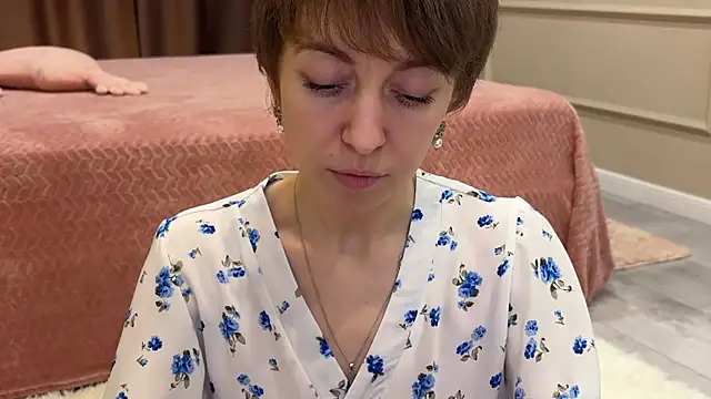 daniellia  online show from 12-05-25, 09:19