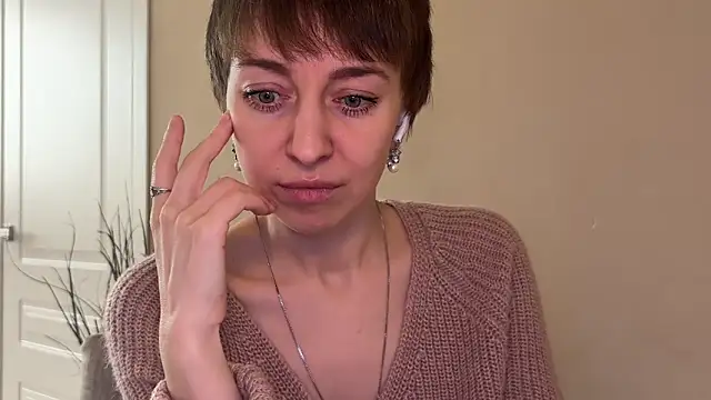 daniellia  online show from 01-12-26, 08:54