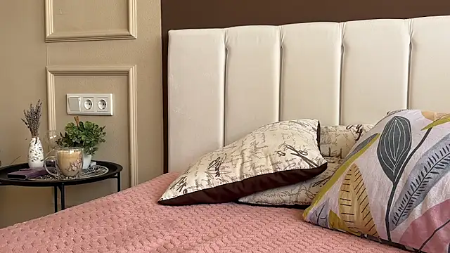 daniellia  online show from 03-01-26, 09:31