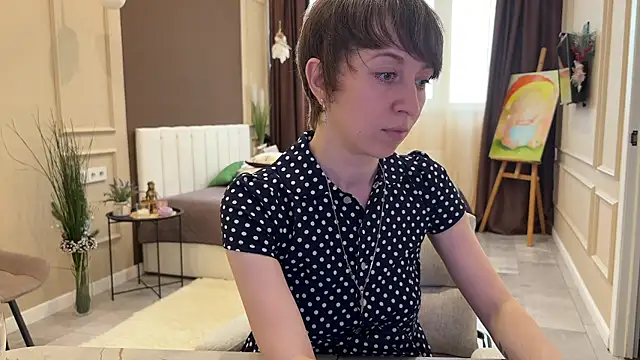 daniellia  online show from 05-22-26, 02:26