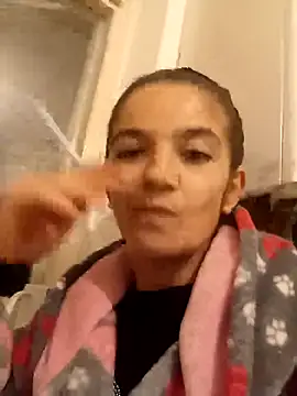 alinaalinutzq online show from 11-21-25, 09:03