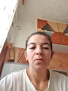 alinaalinutzq online show from 10-19-25, 08:50