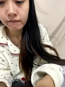 MengMeng0515 online show from 01-08-26, 11:27