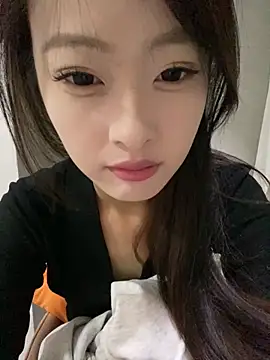 MengMeng0515 online show from 11-16-25, 09:47