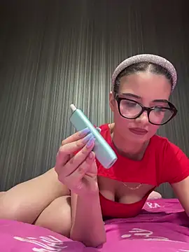 Larra69 online show from 03-31-26, 05:37