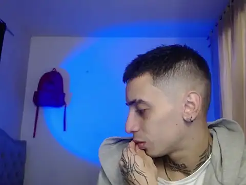 xalejo max online show from 10-11-25, 06:42