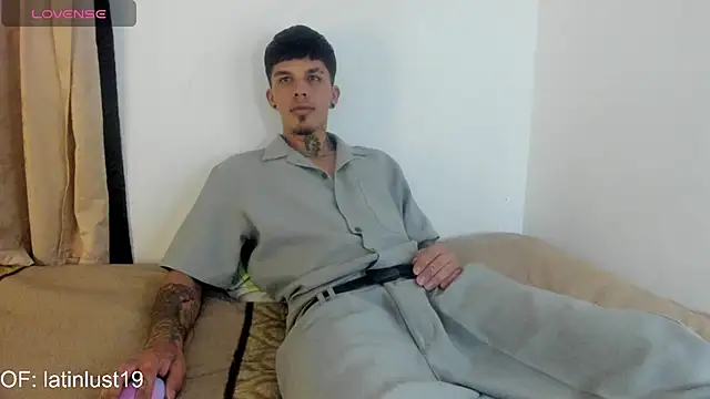 Savajelust online show from 06-22-26, 05:32
