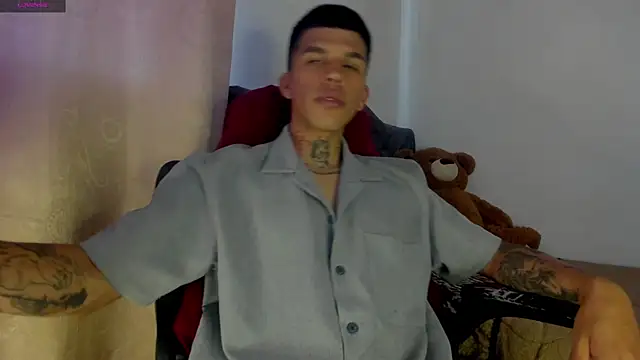 Savajelust online show from 11-25-25, 04:18