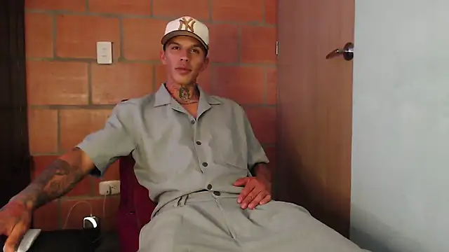 Savajelust online show from 02-15-26, 06:18