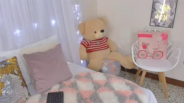 looklikeamovie online show from 10-20-25, 08:42