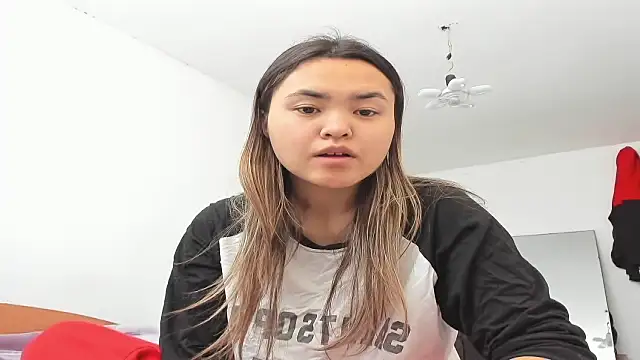 Snapshot of saika_blush chatting on 02-04-26, 05:02 saika blush online show from 02-04-26, 05:02