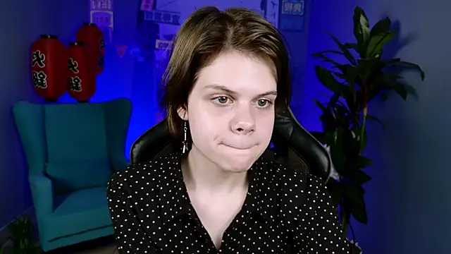 EllieMurler online show from 10-08-25, 09:11