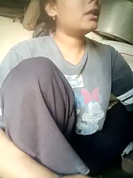 Snapshot of Hot_siiii chatting on 09-11-25, 02:33 Hot siiii online show from 09-11-25, 02:33