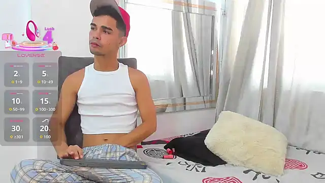 Violet Dream2 online show from 10-26-25, 04:51