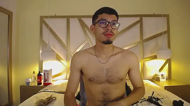 Snapshot of Jaxon_Carter chatting on 03-09-26, 02:37 Jaxon Carter online show from 03-09-26, 02:37