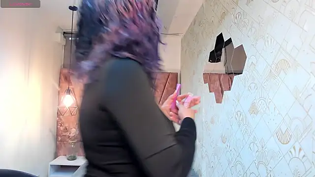 Kiara Cruz   online show from 03-09-26, 07:50