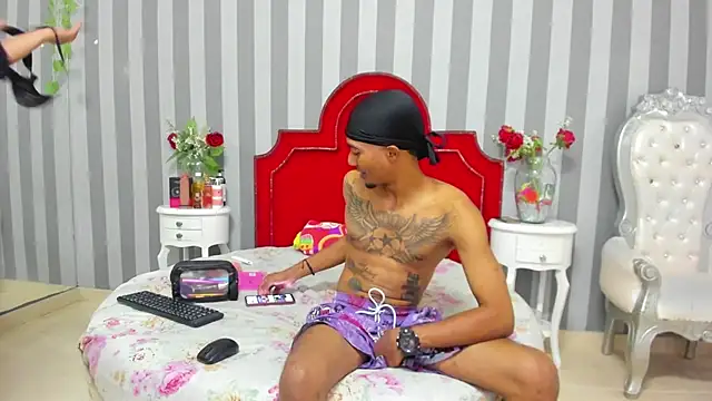 CaroyAndy online show from 01-09-26, 12:34