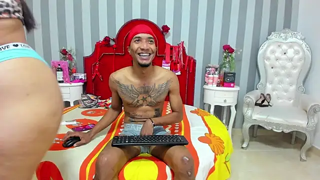 CaroyAndy online show from 05-11-26, 12:28