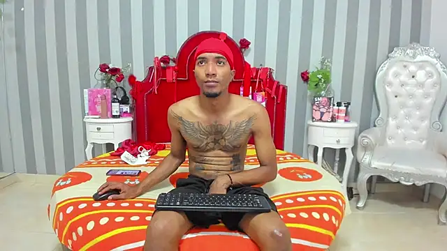 CaroyAndy online show from 05-07-26, 12:30