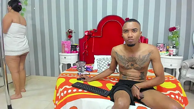 CaroyAndy online show from 05-19-26, 12:34