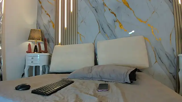 Tiifany Baker online show from 04-09-26, 07:53