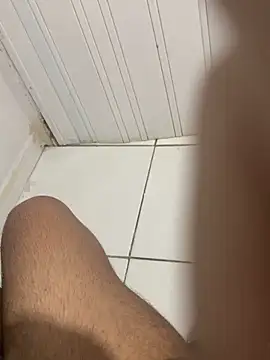 renannoviinho17z online show from 09-30-25, 10:27