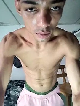 Brayanellatino online show from 04-07-26, 08:43