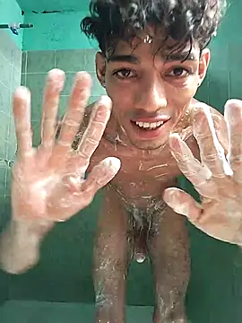 Brayanellatino online show from 03-28-26, 05:58