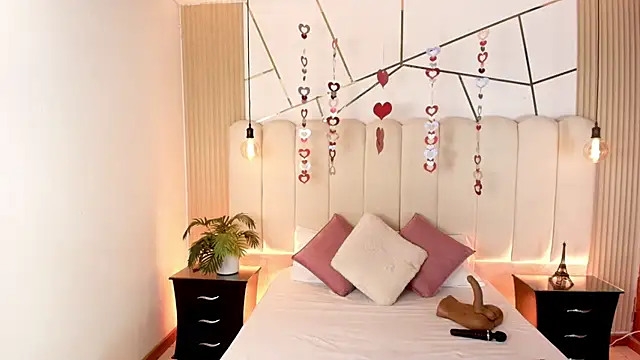 candyclair1 online show from 02-16-26, 07:23