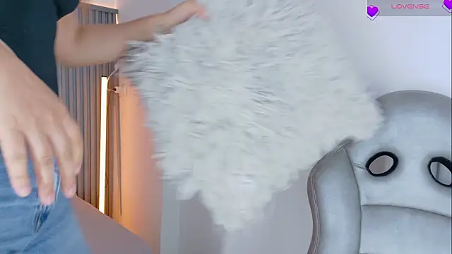 Celeste Presstigge online show from 02-24-26, 01:28