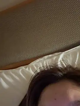 Snapshot of liliya_x chatting on 02-26-26, 04:29 liliya x online show from 02-26-26, 04:29