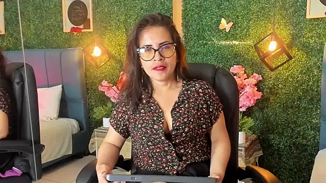 Linagh  online show from 10-06-25, 11:55