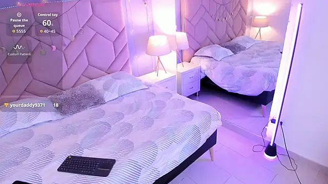 Bella  Lane online show from 02-17-26, 03:48