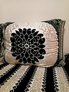 Mroma89six online show from 12-03-25, 09:20