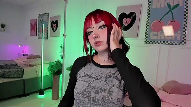 Zoe Lynch  online show from 06-03-26, 12:17