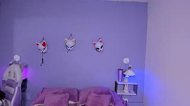 Zoe Lynch  online show from 11-13-25, 11:47