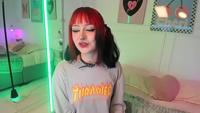 Zoe Lynch  online show from 06-01-26, 12:16