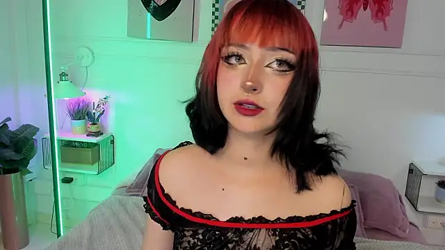 Zoe Lynch  online show from 03-23-26, 11:32