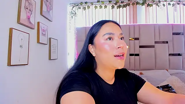 Zoey thompson online show from 03-06-26, 07:53