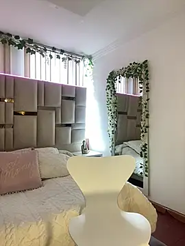 Zoey thompson online show from 01-14-26, 07:39