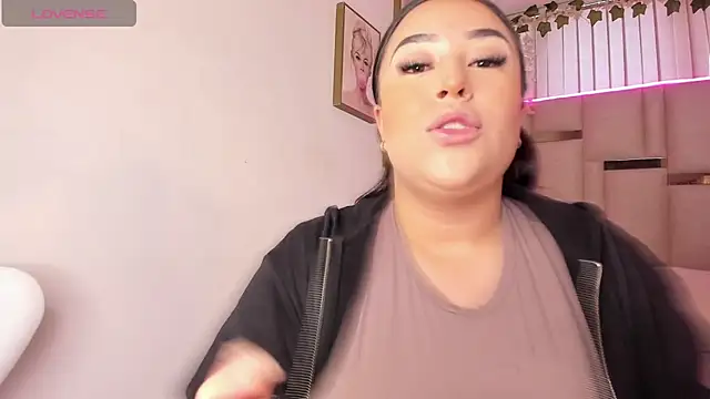 Zoey thompson online show from 11-15-25, 08:24