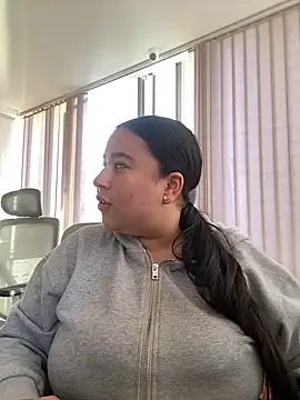 Zoey thompson online show from 03-21-26, 10:13