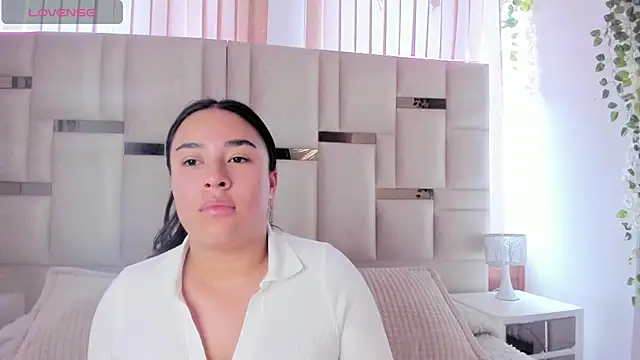 Zoey thompson online show from 09-27-25, 07:53